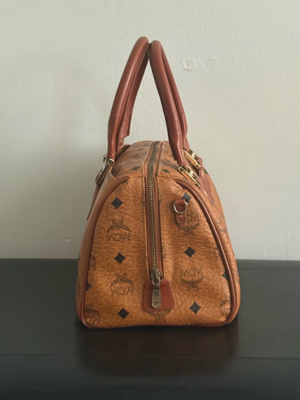 A vintage MCM Visetos Coated Canvas Heritage Boston Bag - Picture 4 of 11